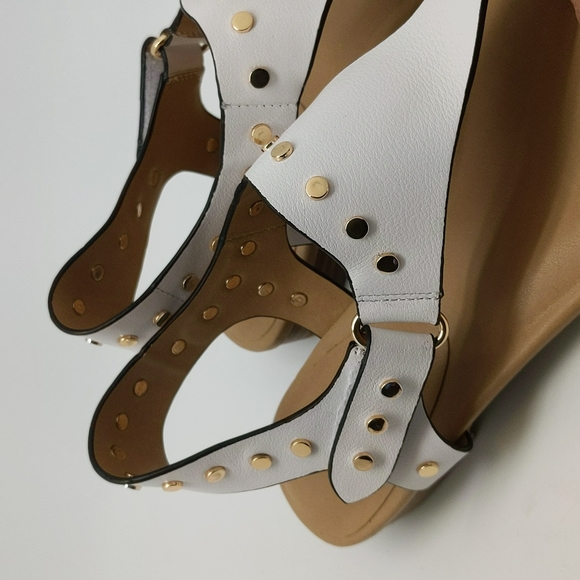 Vaneli White Leather with Gold Studded Toe Post Thong Adjustable Sandal - Picture 5 of 13